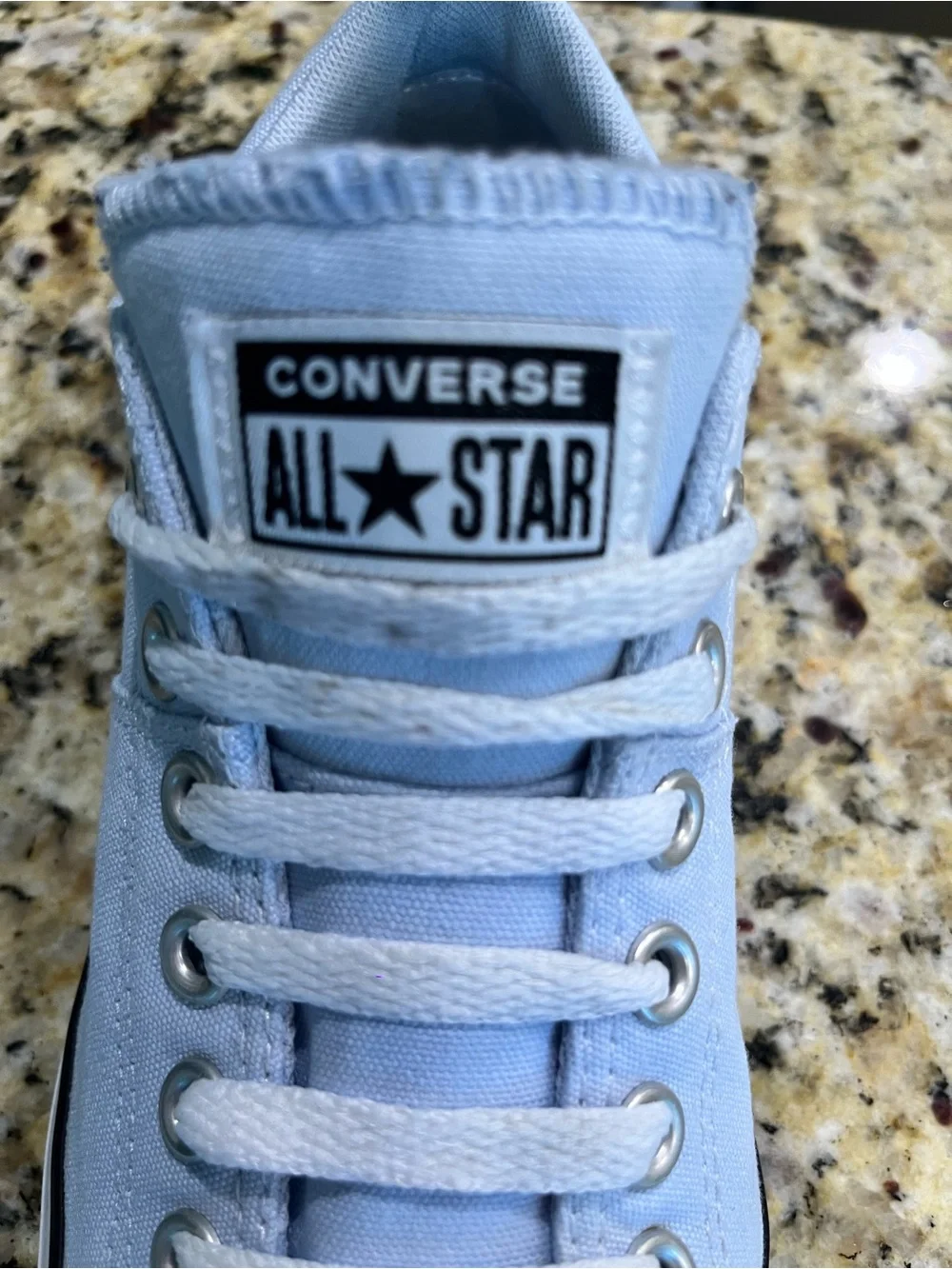 Converse All-Star Light Blue Low Top Canvas Sneakers Men’s 9 Women’s 11